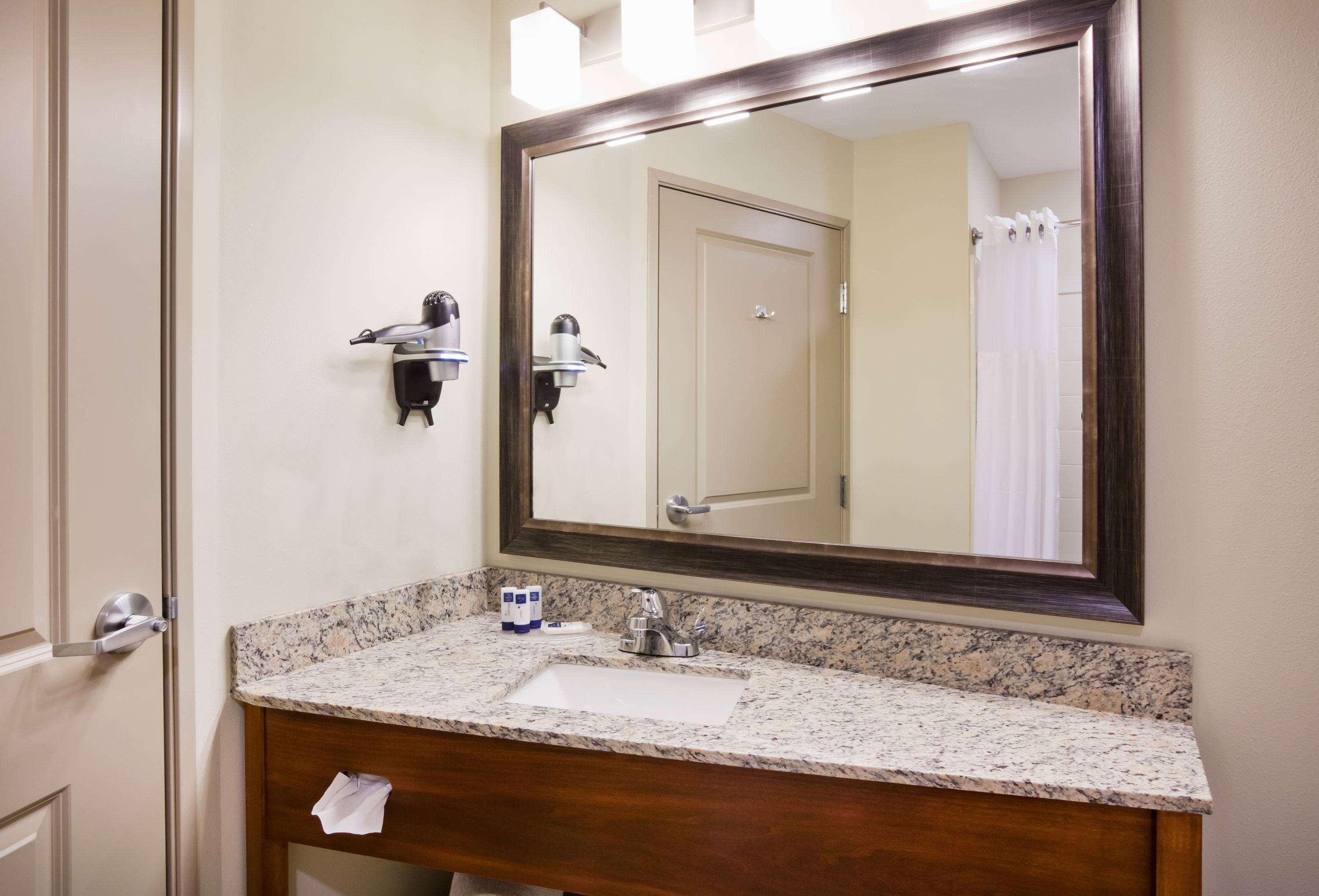 Americinn By Wyndham Dewitt Ngoại thất bức ảnh